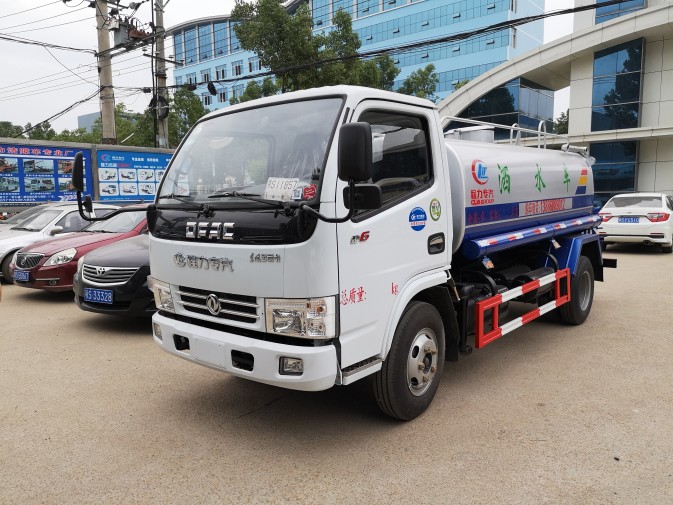 国家宝藏2岳云鹏一出现 大半夜笑出了声第一次见胖胖的秀才“必一”(图1) b体育