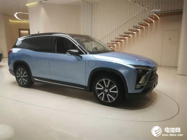 Bsports必一体育_
韩国真人秀《我们仳离了》首播大火!仳离后伉俪同居72小时(图3) 必一