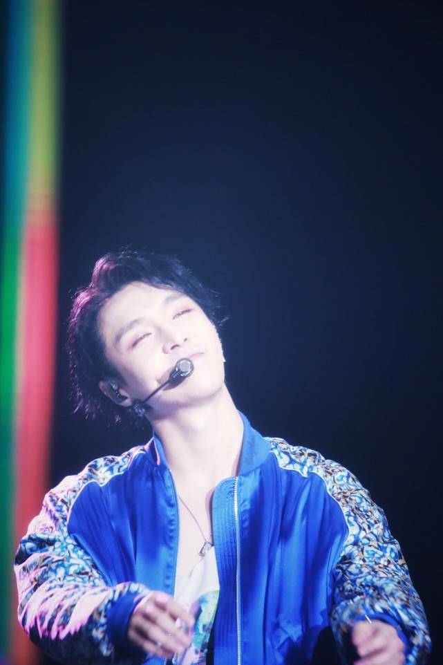 孙红雷、张艺兴主演的扫黑风暴 二十号播出 有爆相吗? -b体育(图12)
孙红雷、张艺兴主演的扫黑风暴 二十号播出 有爆相吗? -b体育(图12)