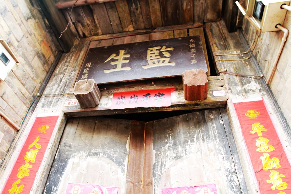 Bsports必一体育_河南经贸学院回应“白天没课也不能回宿舍”:已实施超15年(图2) b体育