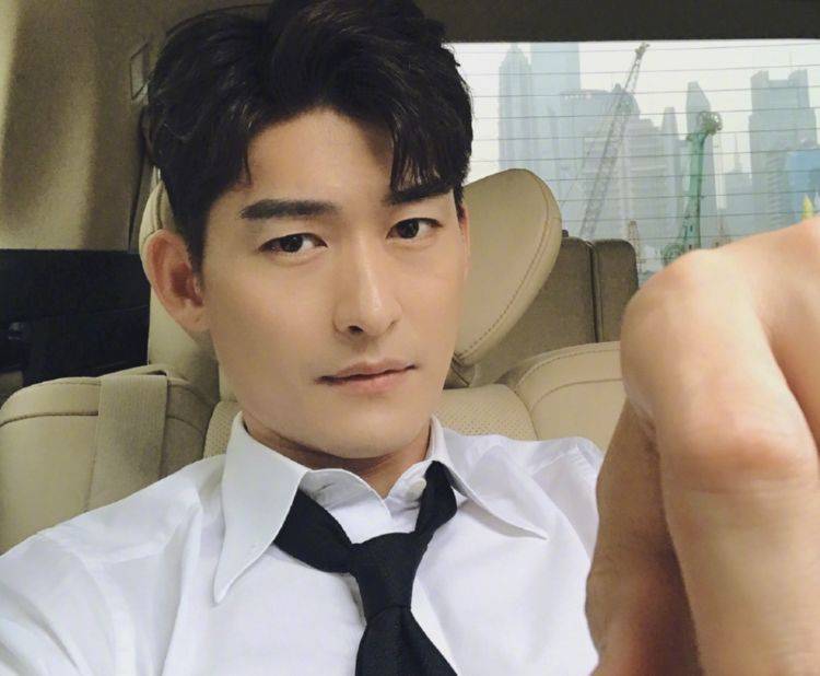 张翰恋爱视察类综艺开播后 郑爽也官宣了 不外粉丝反映大有差别-Bsports必一体育(图4)
张翰恋爱视察类综艺开播后 郑爽也官宣了 不外粉丝反映大有差别-Bsports必一体育(图4)